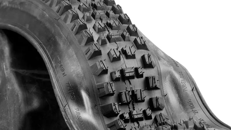 E*Thirteen Grappler En 29-Inch Enduro Tire 1