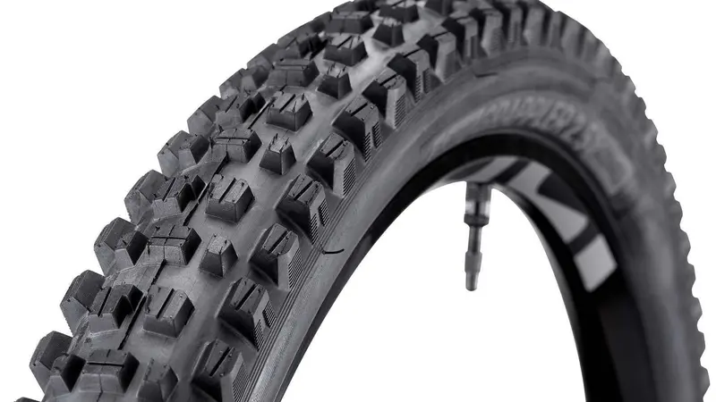 E*Thirteen Grappler En 29-Inch High-Grip Trail Tire 1