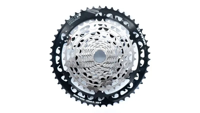 E*Thirteen Helix Race Cassette — Lightweight 10-Speed Performance 1